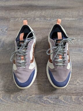 VANS UltraRange Exo SE Animal Stripes Shoe